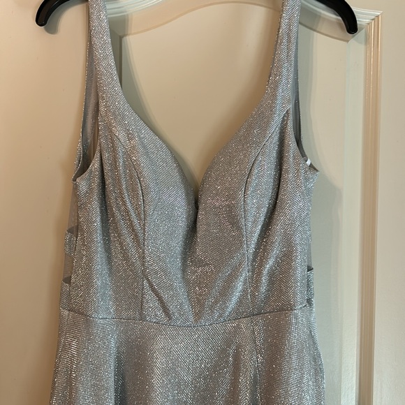 B Darlin Sparkly Silver Metallic Formal - Picture 2 of 9